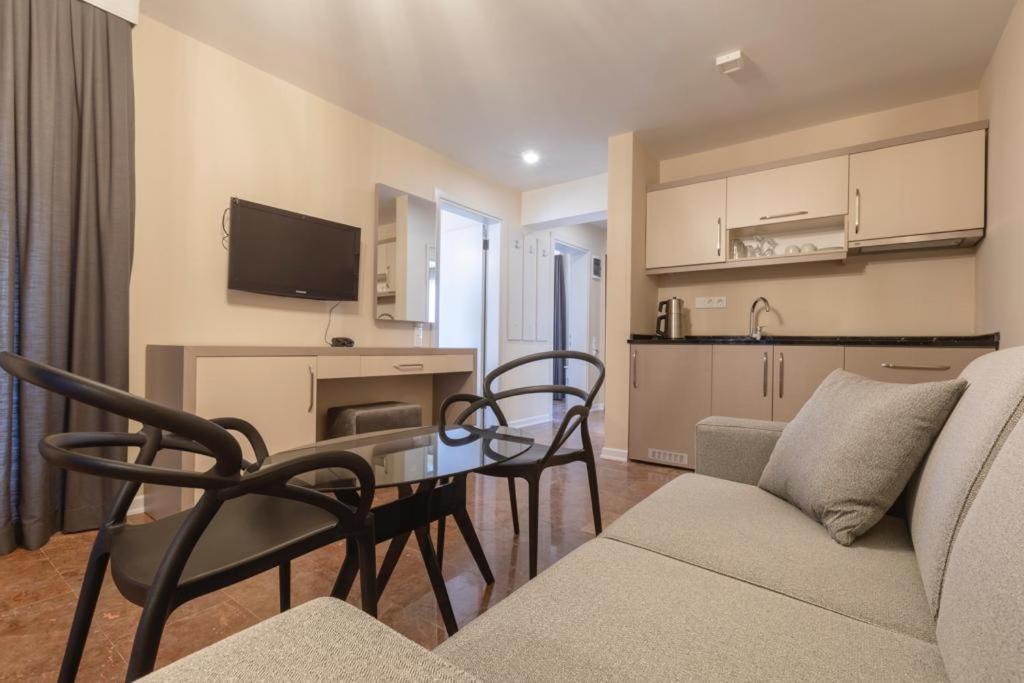 Farrys Boutique Hotel & Beach Club - Yalıkavak Eksteriør billede